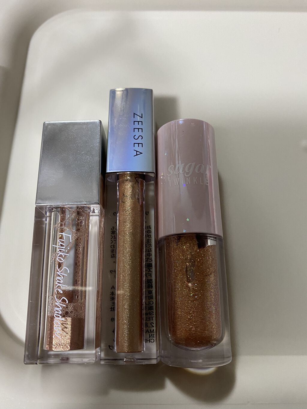 シュガー トゥインクル リキッド シャドウ/PERIPERA/リキッドアイシャドウを使ったクチコミ（2枚目）