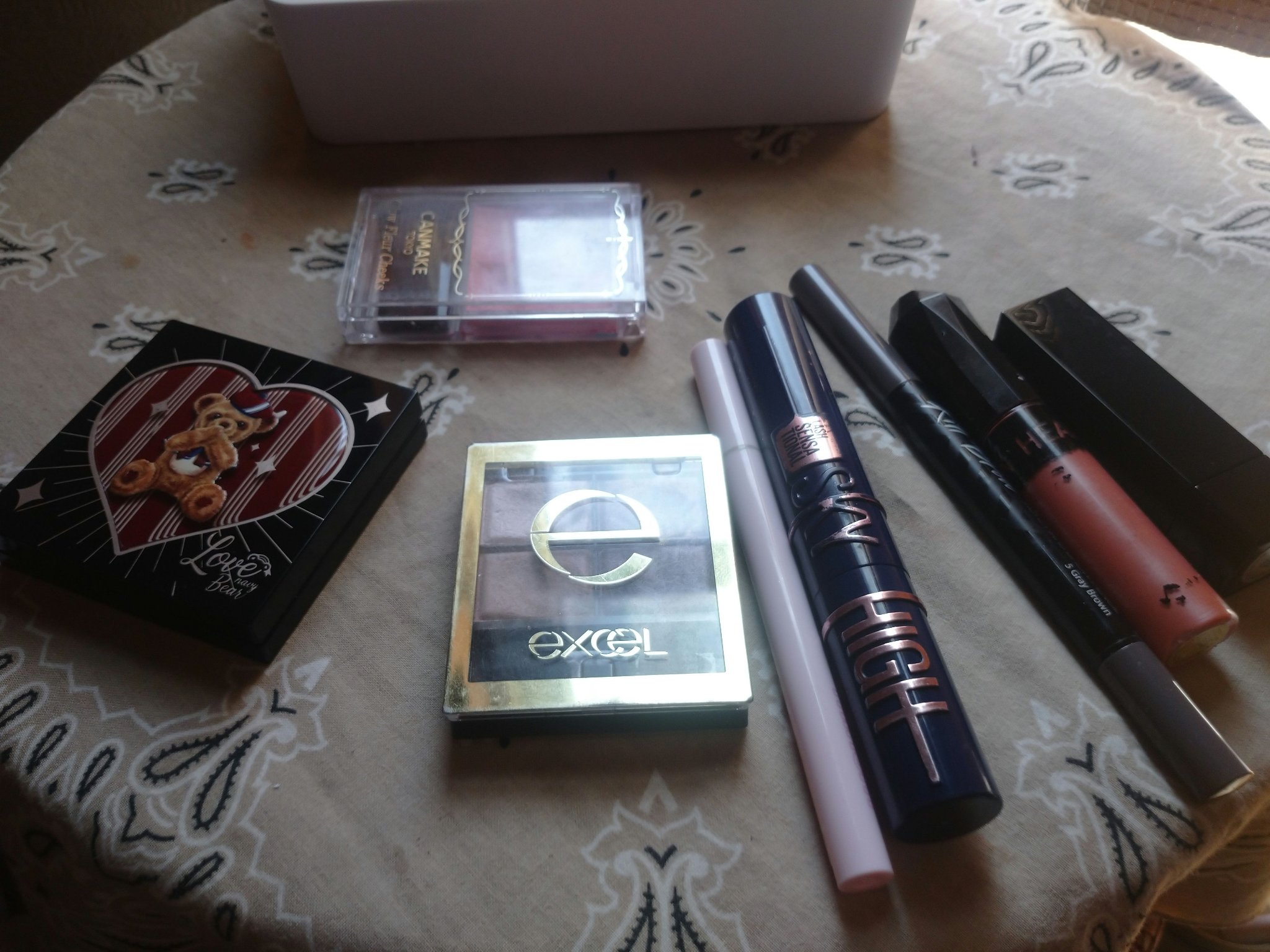 フィットミー リキッド ファンデーション DN 112/MAYBELLINE NEW YORK/リキッドファンデーションを使ったクチコミ（2枚目）