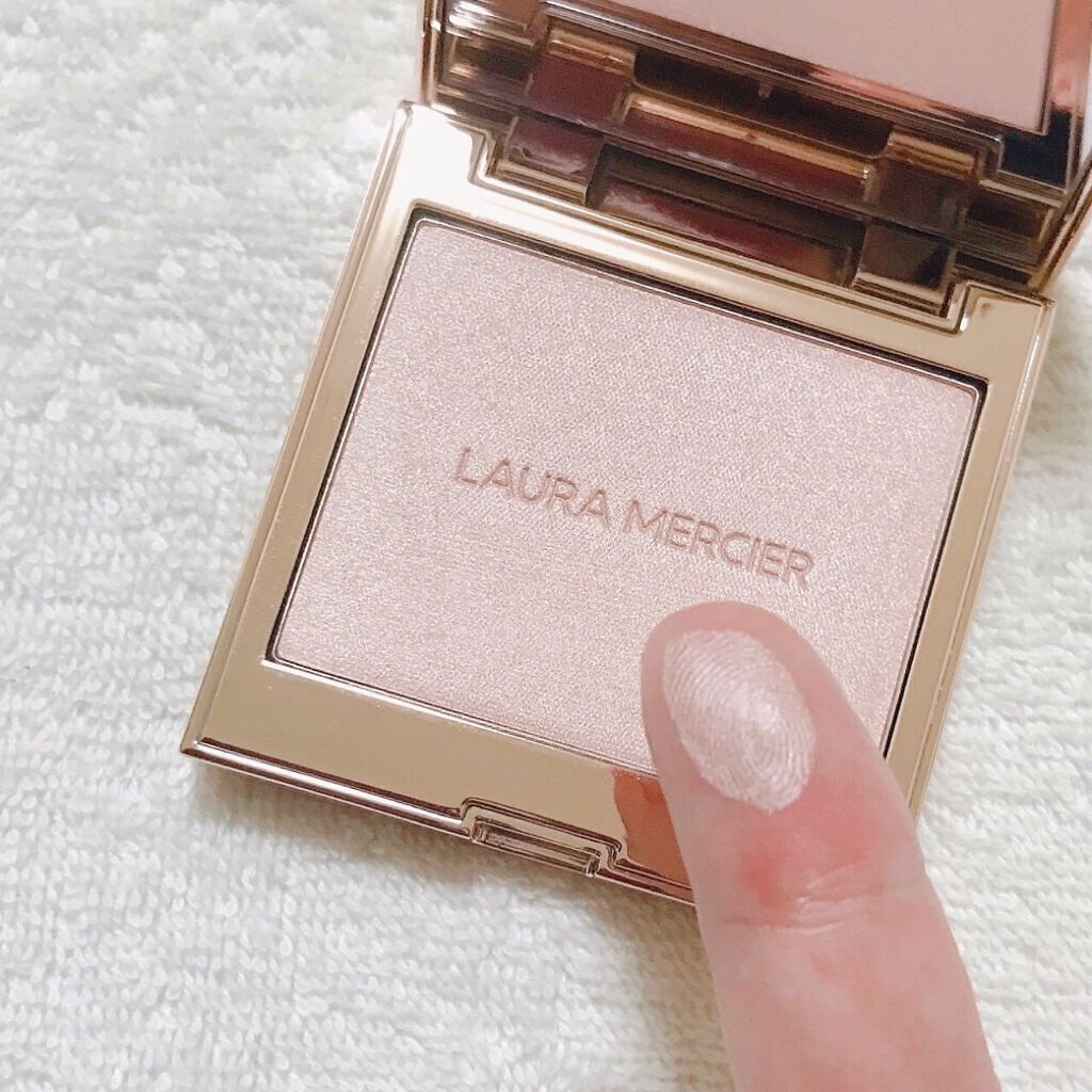 ローズグロウ イルミネーター /ローラ メルシエ/プレストパウダーを使ったクチコミ(3枚目)