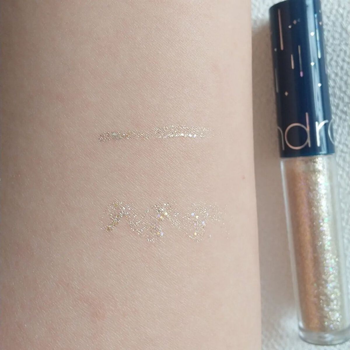 リキッド グリッター シャドウ/rom&nd/グリッターを使ったクチコミ（3枚目）
