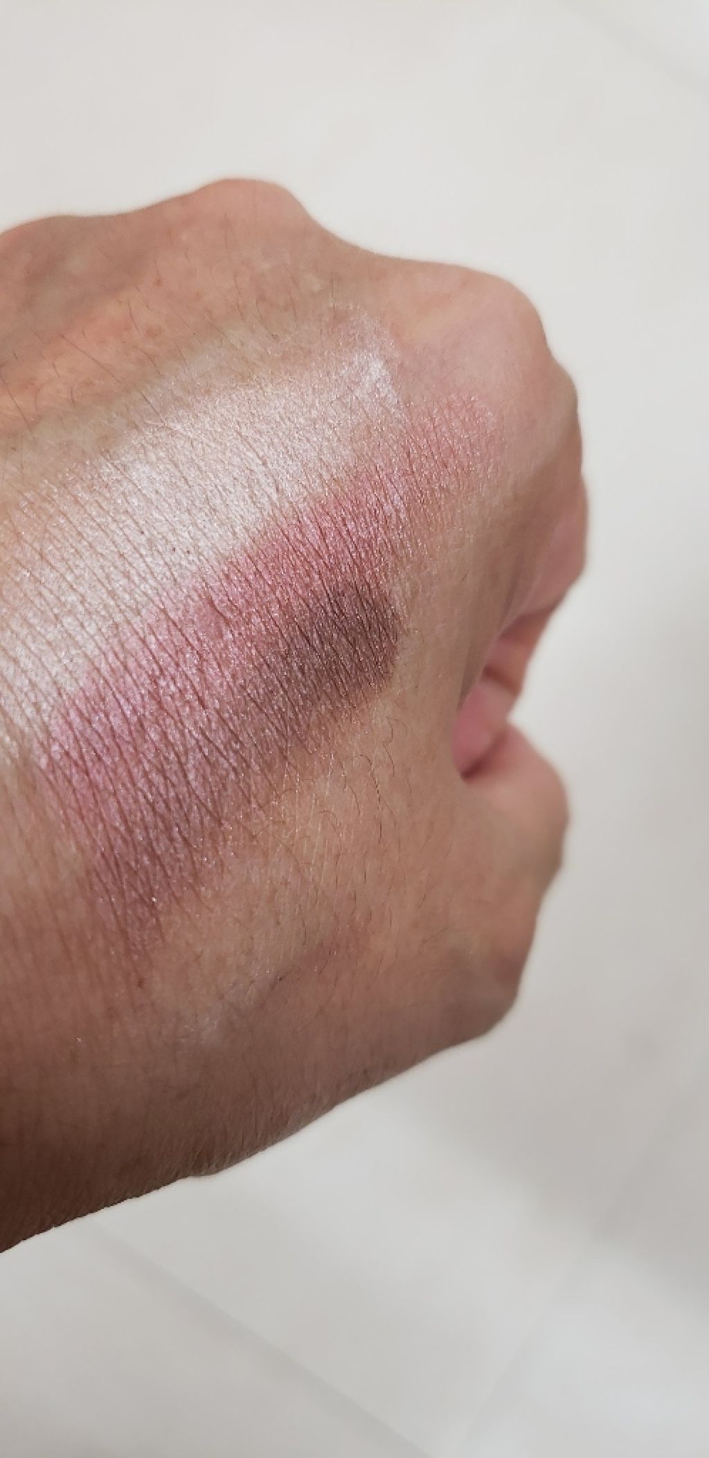 グラデカラーアイシャドウ/media/アイシャドウパレットを使ったクチコミ（3枚目）