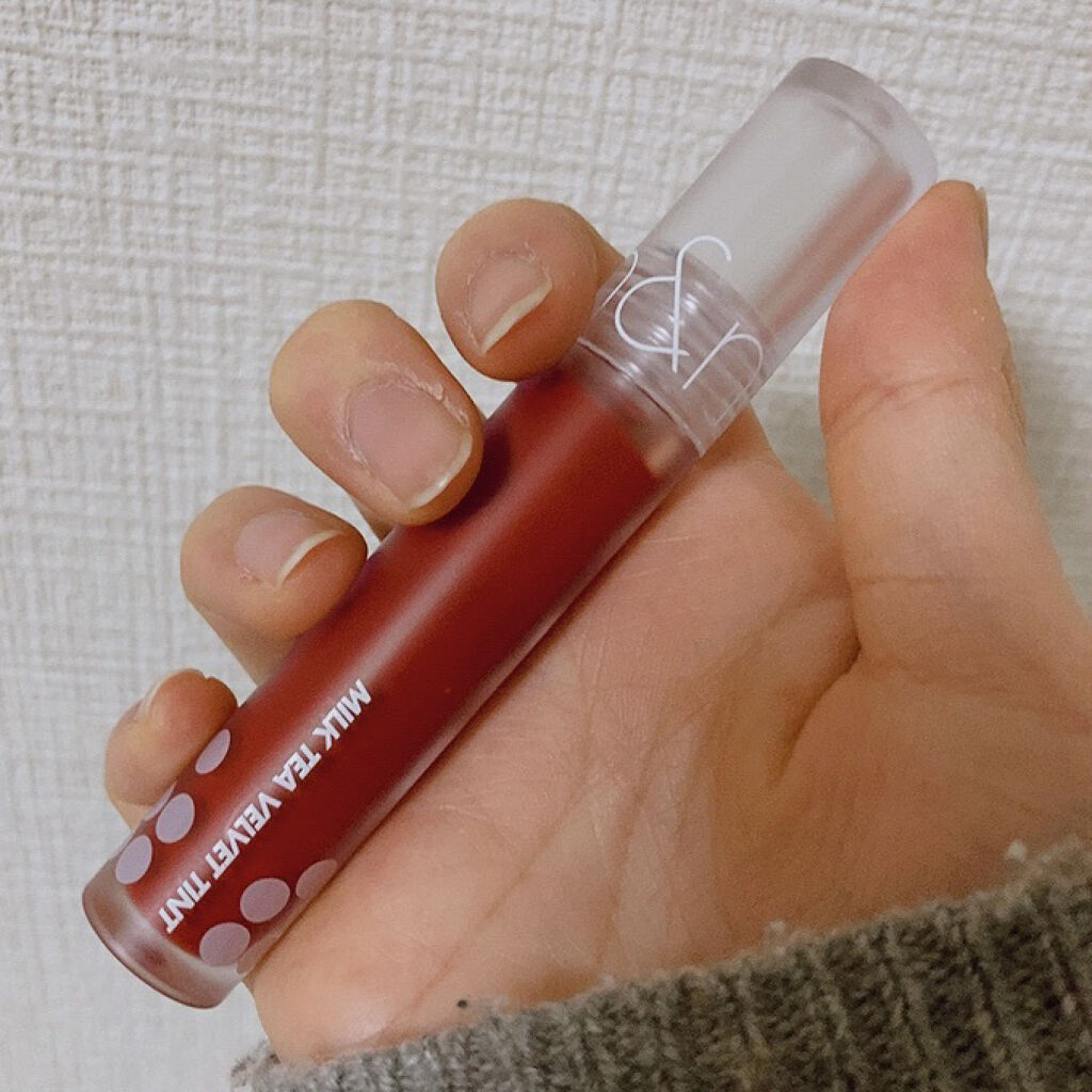 ミルクティーベルベットティント 03 シナモンティー/rom&nd/リップティントを使ったクチコミ（2枚目）