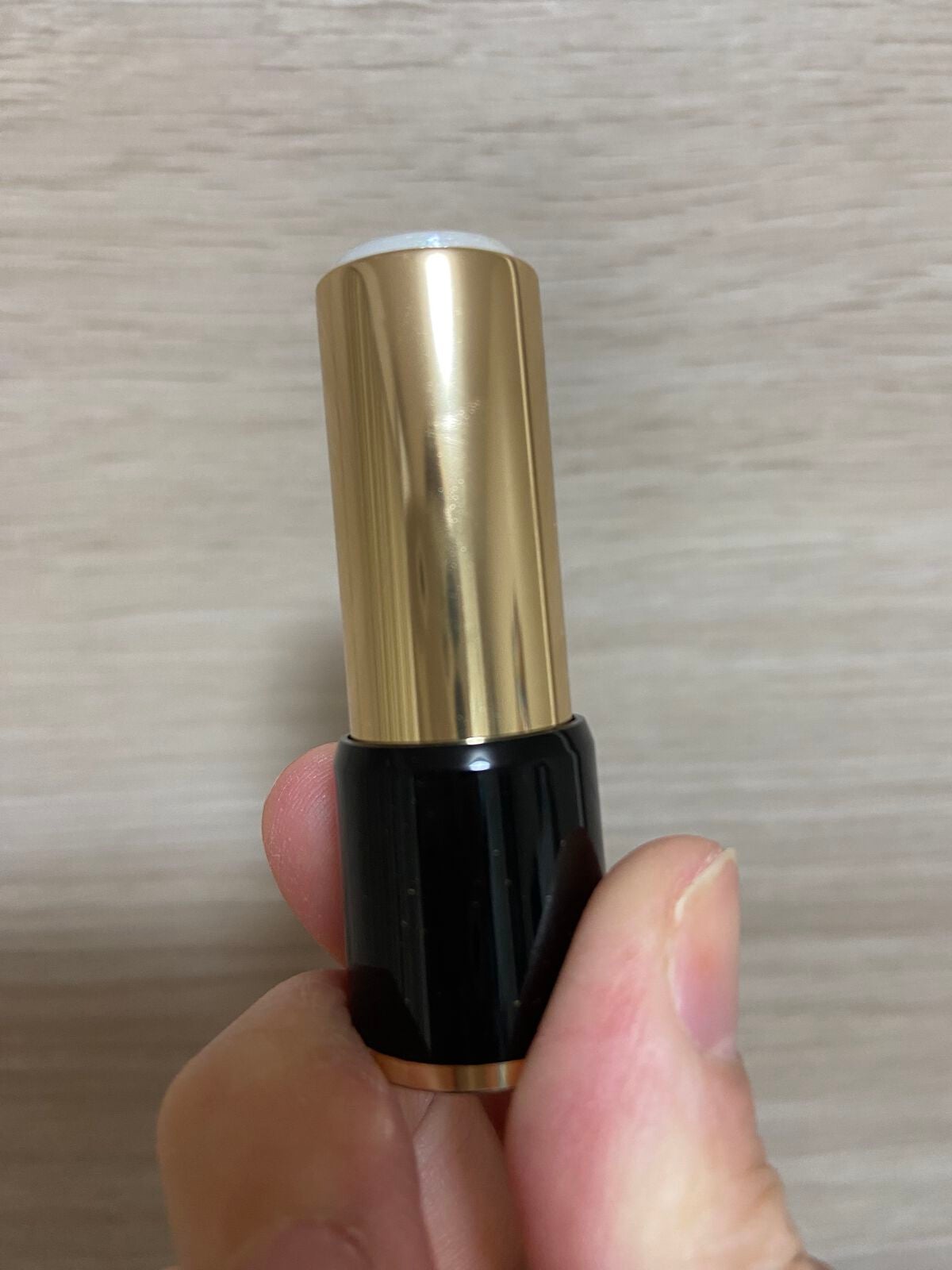 ラプソリュ ルージュ ラ バーズ/LANCOME/リップクリームを使ったクチコミ(1枚目)