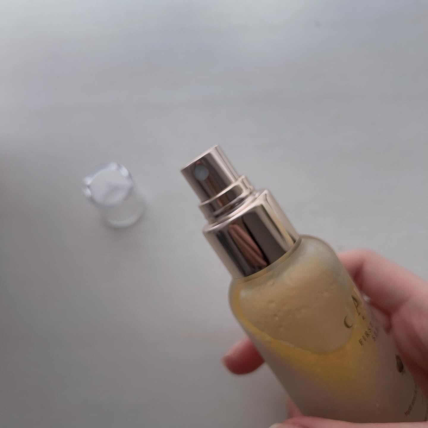 ダルバ ホワイトトリュフファーストスプレーセラム/ダルバ/ミスト状化粧水を使ったクチコミ（2枚目）