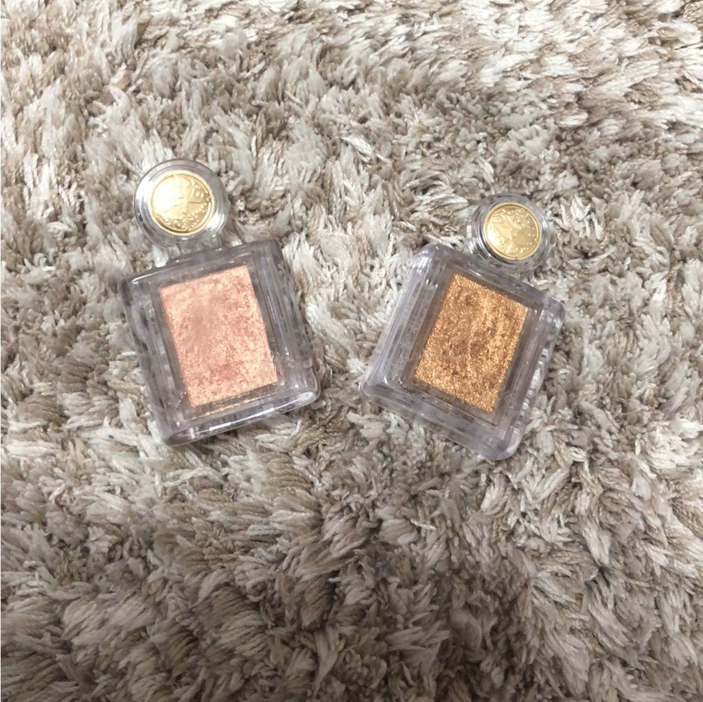 シャドーカスタマイズ/MAJOLICA MAJORCA/単色アイシャドウを使ったクチコミ（1枚目）