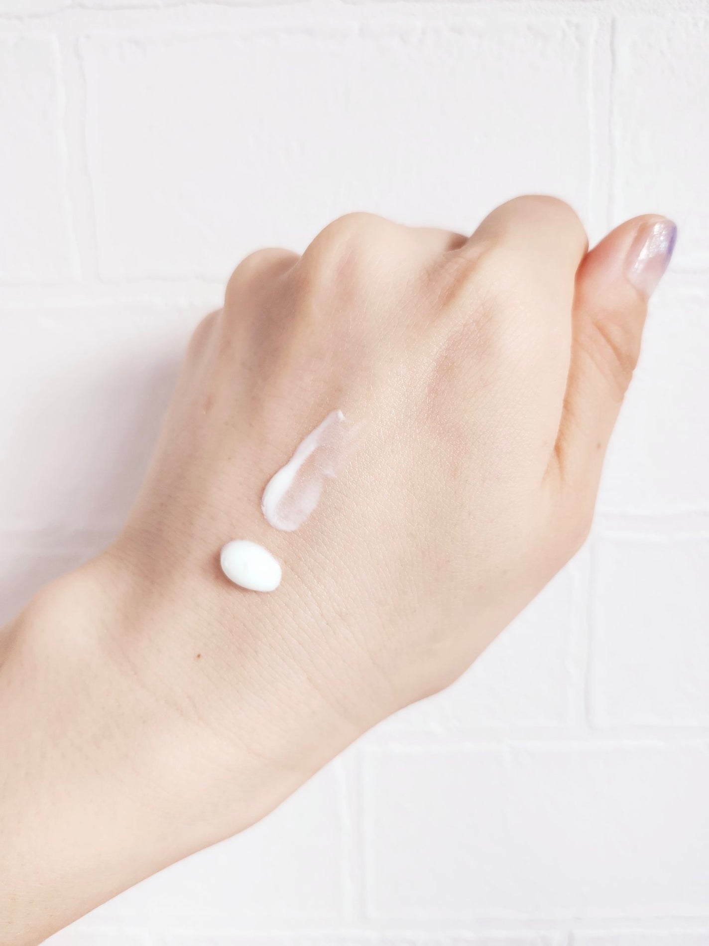 ヒアルーシカ ウォーターフィット サンセラム/SKIN1004/日焼け止めローションを使ったクチコミ(2枚目)