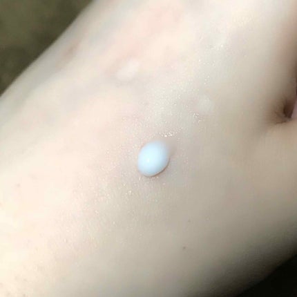 純白専科 すっぴん白雪美容液(専科 薬用美白クリーム)/SENKA(専科)/美容液を使ったクチコミ(2枚目)