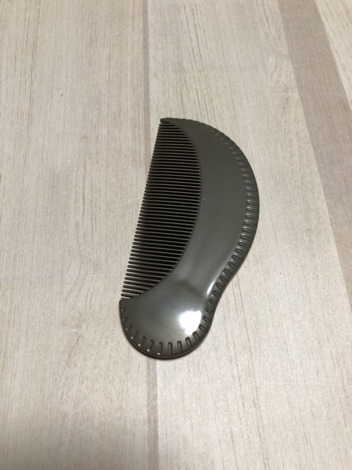 プロ仕様のときやすいコンパクトコーム/セリア/ヘアコームを使ったクチコミ（2枚目）
