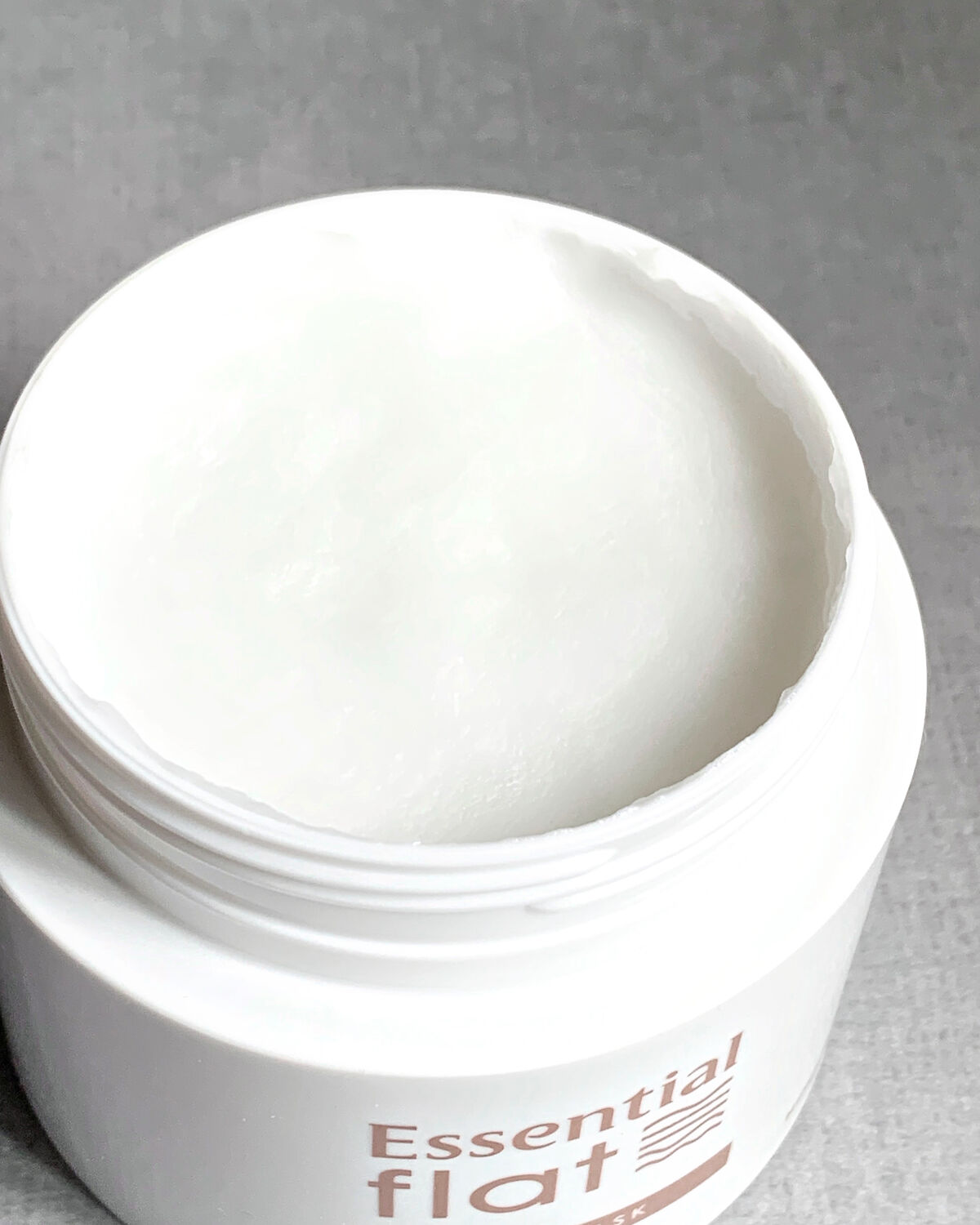 くせ・うねり集中ケアマスク/エッセンシャル flat/ヘアマスク・ヘアパックを使ったクチコミ（2枚目）