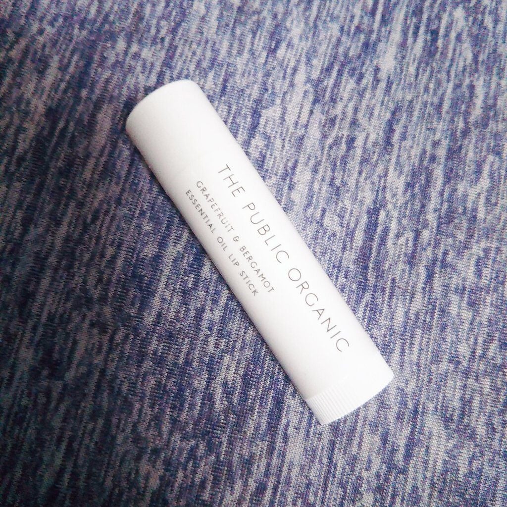 オーガニック認証 精油リップスティック スーパーポジティブ ライズ/THE PUBLIC ORGANIC/リップクリームを使ったクチコミ(2枚目)