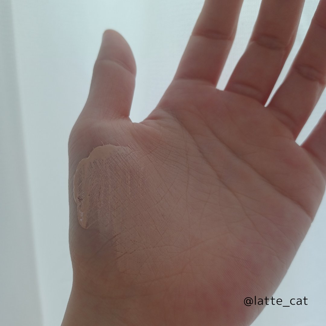 ドラマティックエッセンスリキッド/マキアージュ/リキッドファンデーションを使ったクチコミ（3枚目）