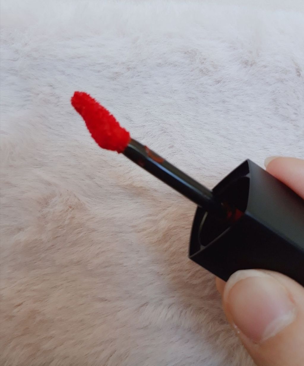 ビビッドマットリキッド/MAYBELLINE NEW YORK/口紅を使ったクチコミ(2枚目)