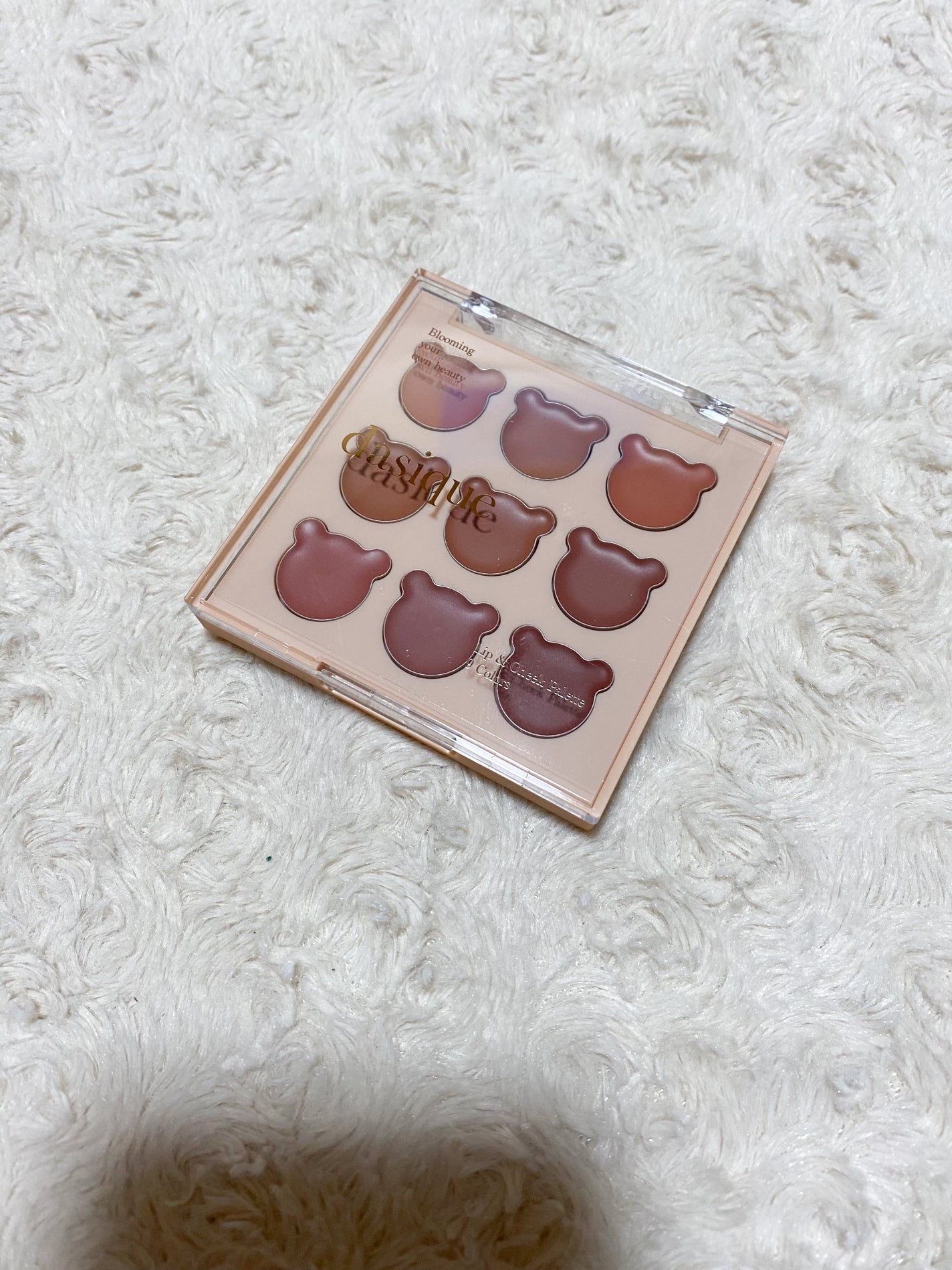 hiroka on LIPS 「こんにちはꕤ︎︎·͜·いつもご覧頂きありがとうございます🤍感..」(5枚目)