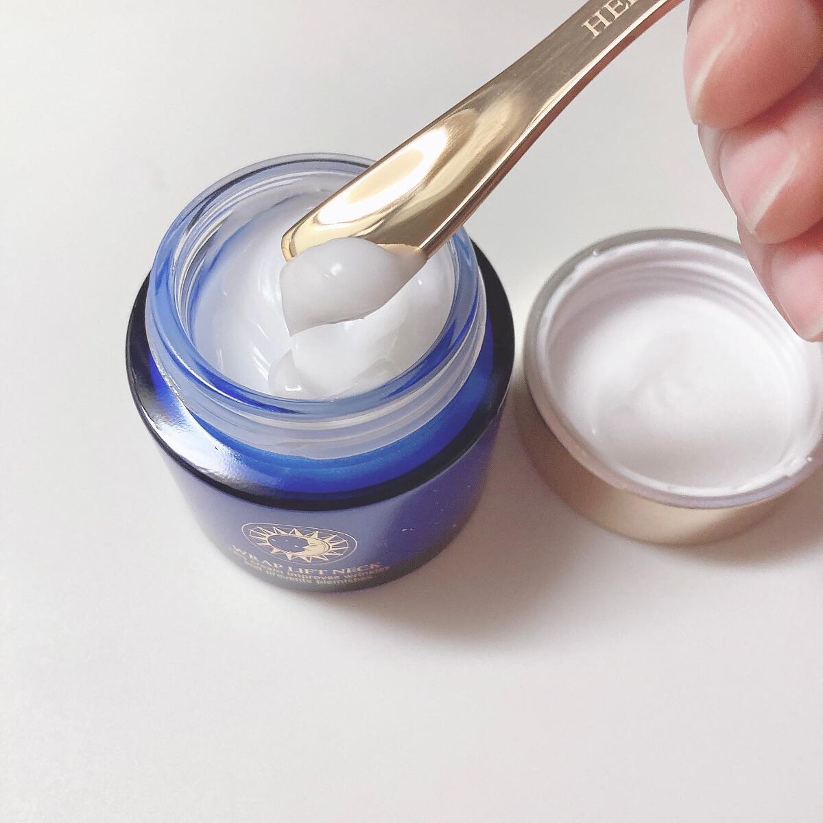 ラップリフト ネッククリーム/ハーリス/ネック・デコルテケアを使ったクチコミ(2枚目)