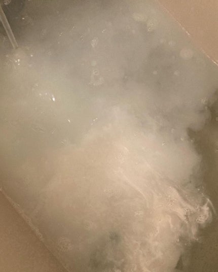 濃厚しっとり入浴液 ホワイトフローラルの香り/薬用ソフレ/保湿系入浴剤を使ったクチコミ(6枚目)