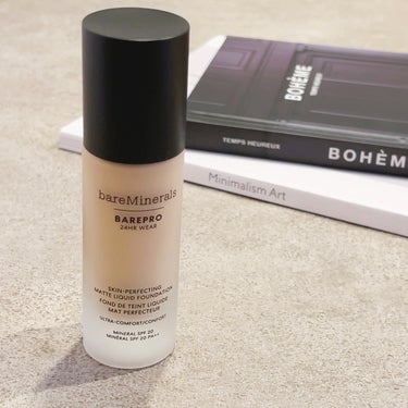 bareMinerals ベアプロ 24HR リキッド ファンデーションのクチコミ「・
・
#PR

ベースメイクで理想の肌を目指したい♩

@bareminerals_jp 
.....」（1枚目）