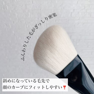 DECORTÉ スキンフュージョン フェイス ブラシのクチコミ「販売前から狙っていた7/1発売
cosmedecorteのメイクブラシたち🌻
13種類出たブラ.....」（2枚目）