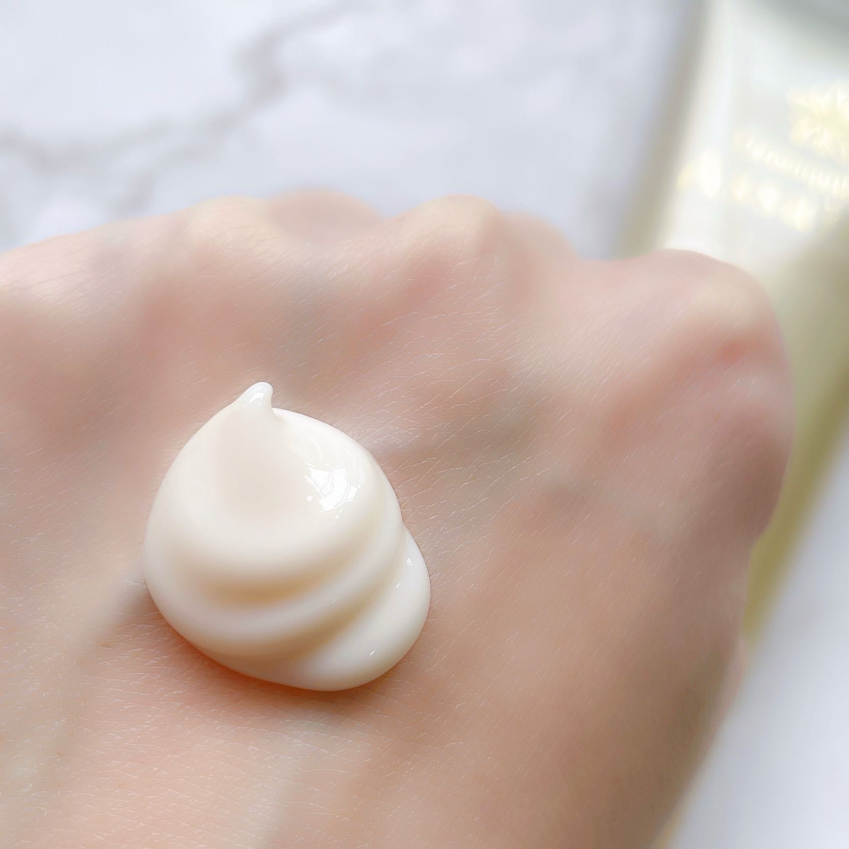 試してみた】デマキヤン アセニール ニナファームジャポンの効果・肌質