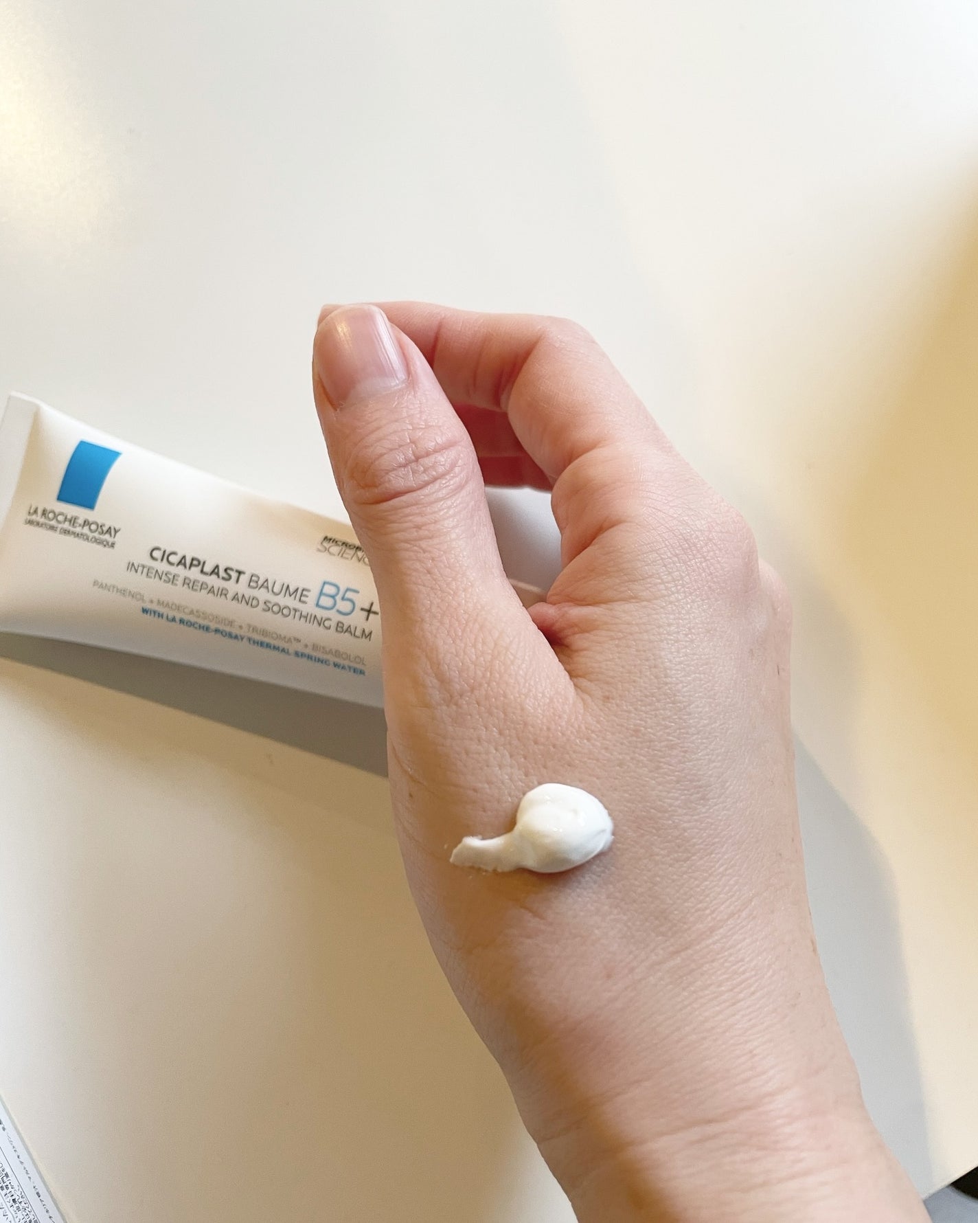 シカプラスト リペアクリーム B5+ /ラ ロッシュ ポゼ/フェイスクリームを使ったクチコミ(3枚目)