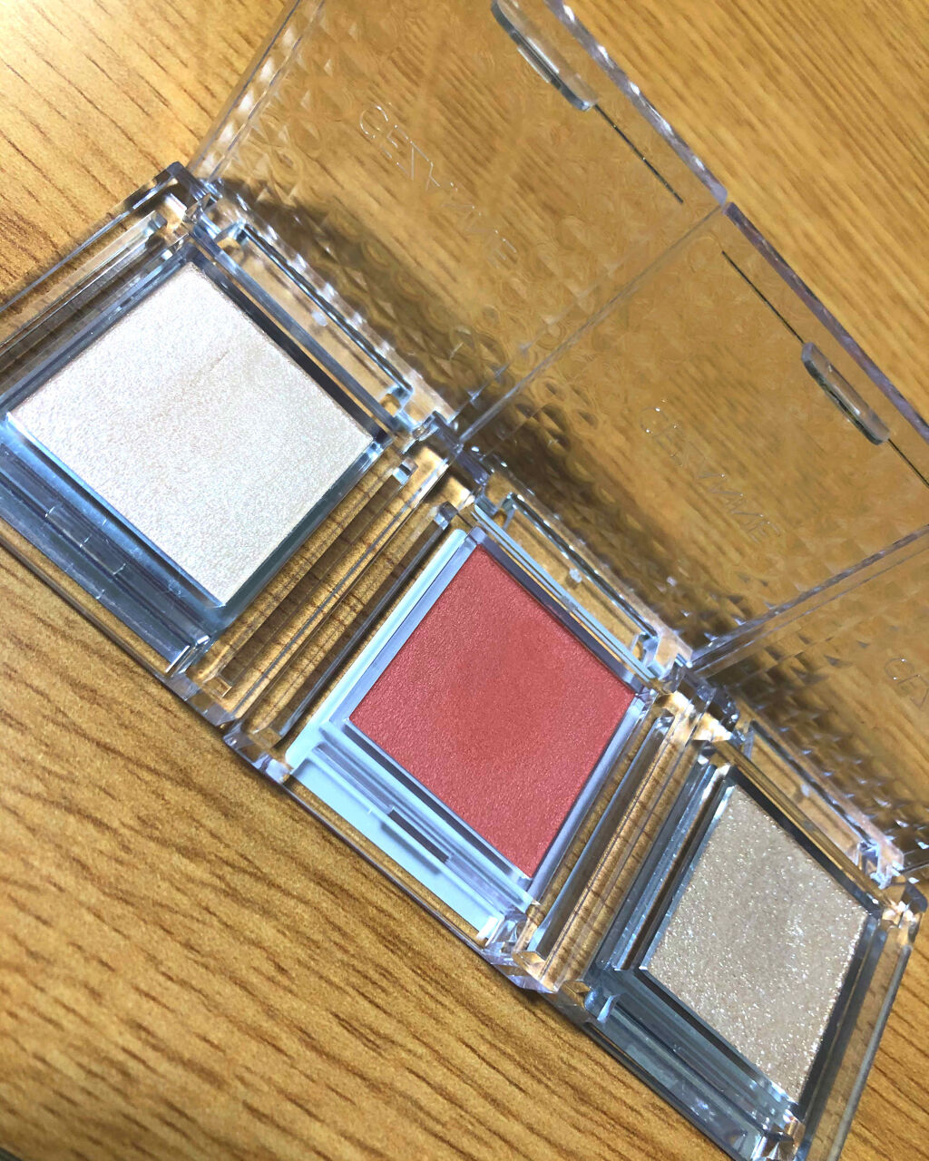 シングルカラーアイシャドウ/CEZANNE/単色アイシャドウを使ったクチコミ（1枚目）