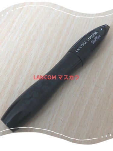 ヴィルトゥーズ　ドールアイ01 ブラック
🟥LANCÔME マスカラ

ランコムのマスカラです！
柄がローズになっていますが、実際に香りもローズ！！といっても嫌なローズじゃなくてホント入用剤のようないい