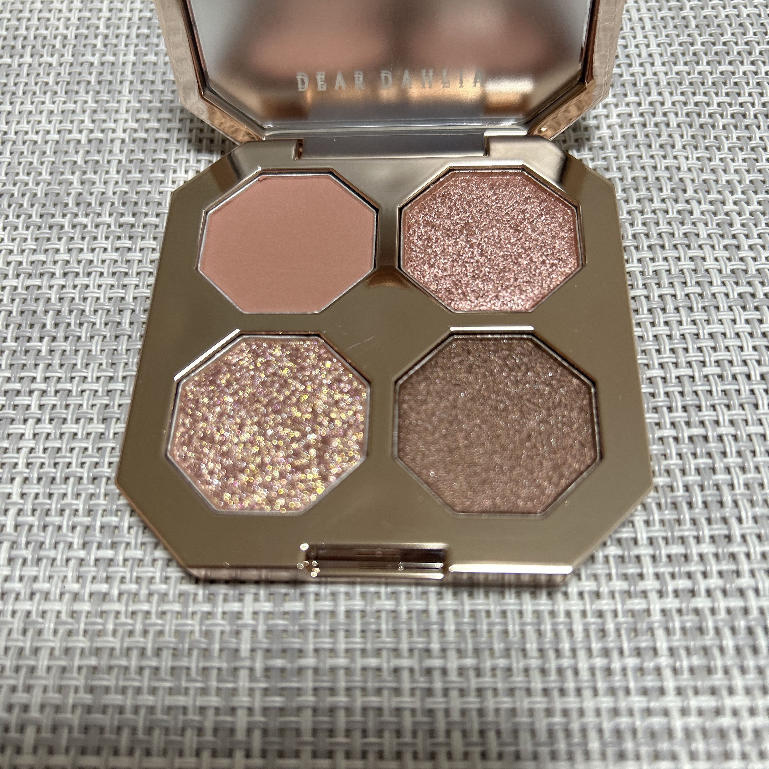 ケイト デザイニングアイブロウ3D/KATE/パウダーアイブロウを使ったクチコミ（3枚目）