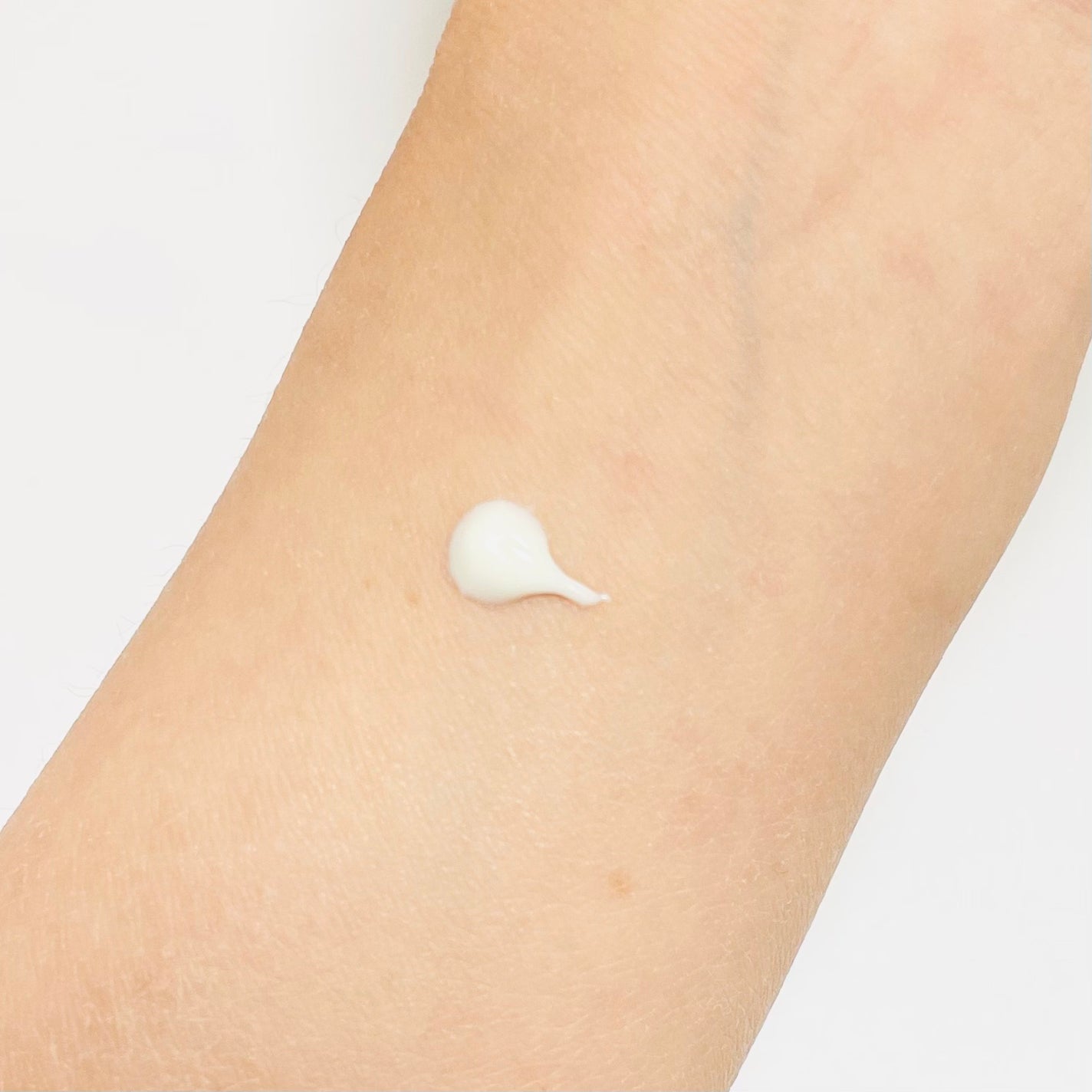 マーメイドスキンジェルUV/キャンメイク/日焼け止めジェルを使ったクチコミ(4枚目)