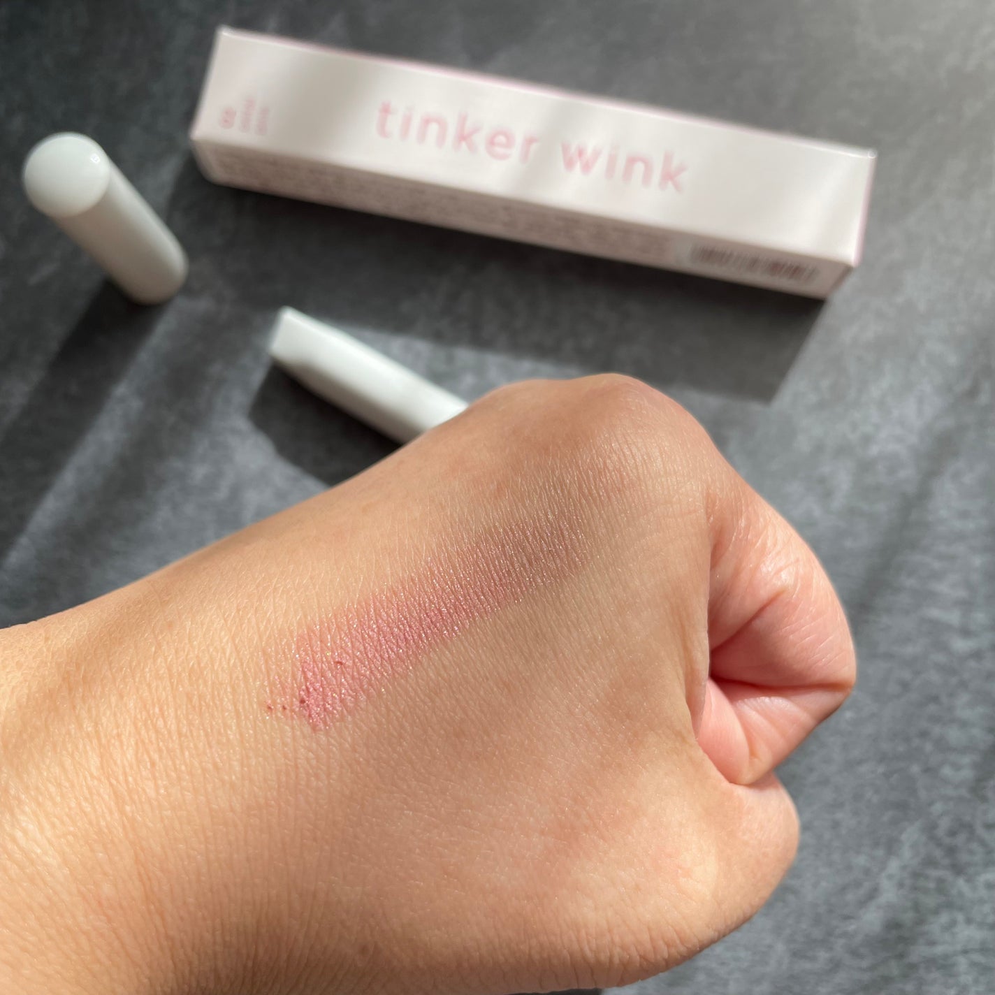 透け感アイシャドウペンシル/ティンカーウィンク/スティックアイシャドウを使ったクチコミ(3枚目)