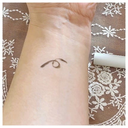 ベルベットライナー/LUMIURGLAS/リキッドアイライナーを使ったクチコミ(4枚目)