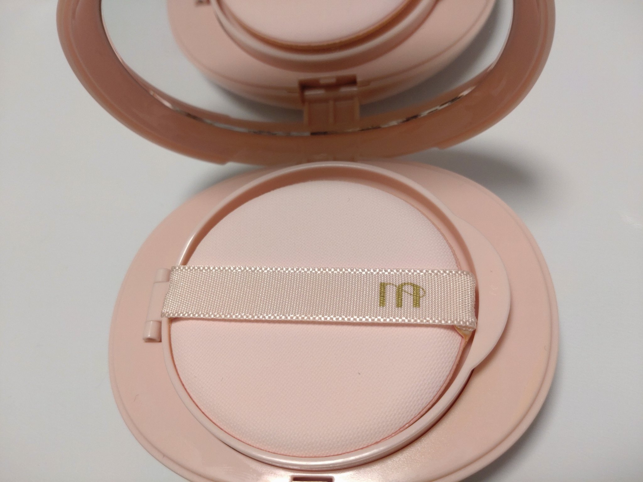 オールデイスキンフィットミルキーグロウクッション 02 Vanilla Ivory(バニラ アイボリー)/Milk Touch/クッションファンデーションを使ったクチコミ（2枚目）