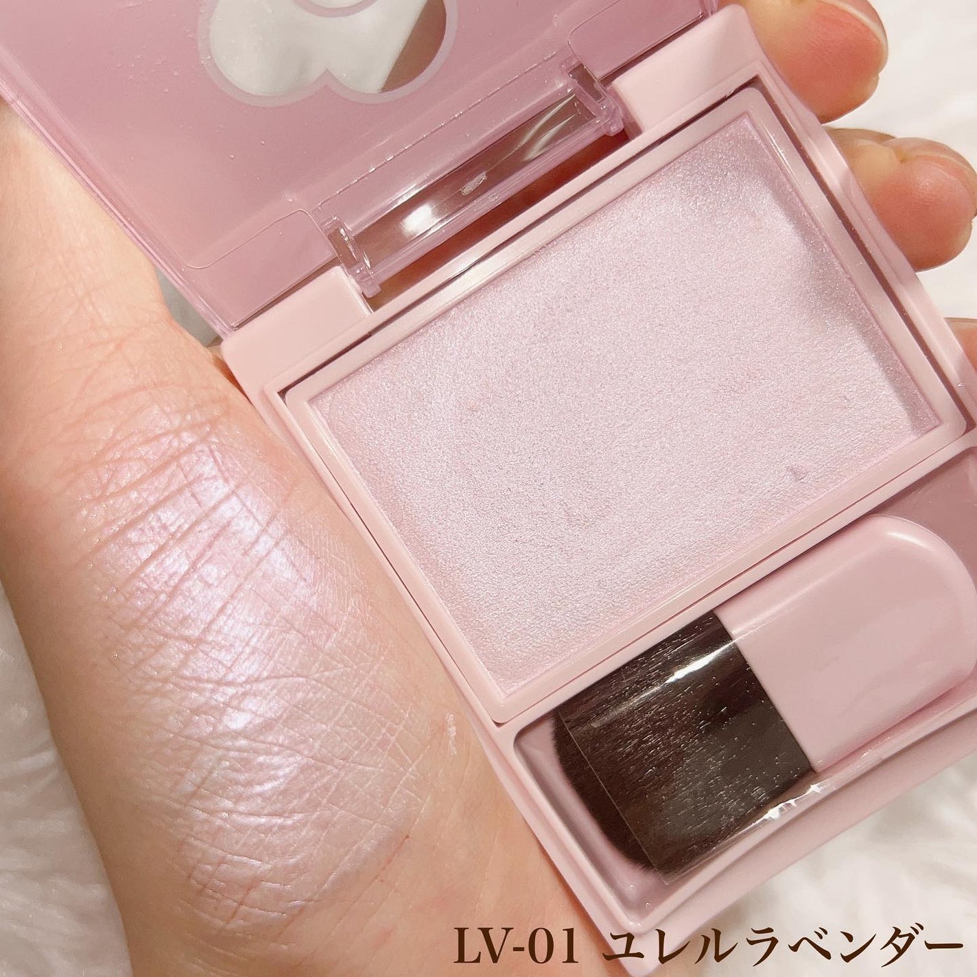 パウダーブラッシュ/DAISY DOLL by MARY QUANT/パウダーチークを使ったクチコミ(3枚目)