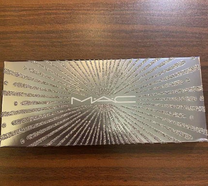 フラッシング アイス エクストラ ディメンション スキンフィニッシュ トリオ ミディアム ディープ/M・A・C/パウダーハイライトを使ったクチコミ(3枚目)