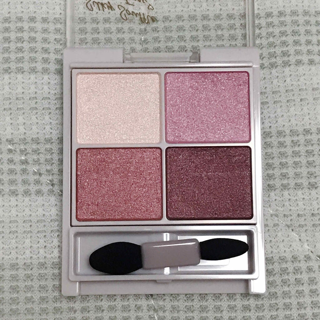 シルキースフレアイズ/キャンメイク/アイシャドウパレットを使ったクチコミ(2枚目)