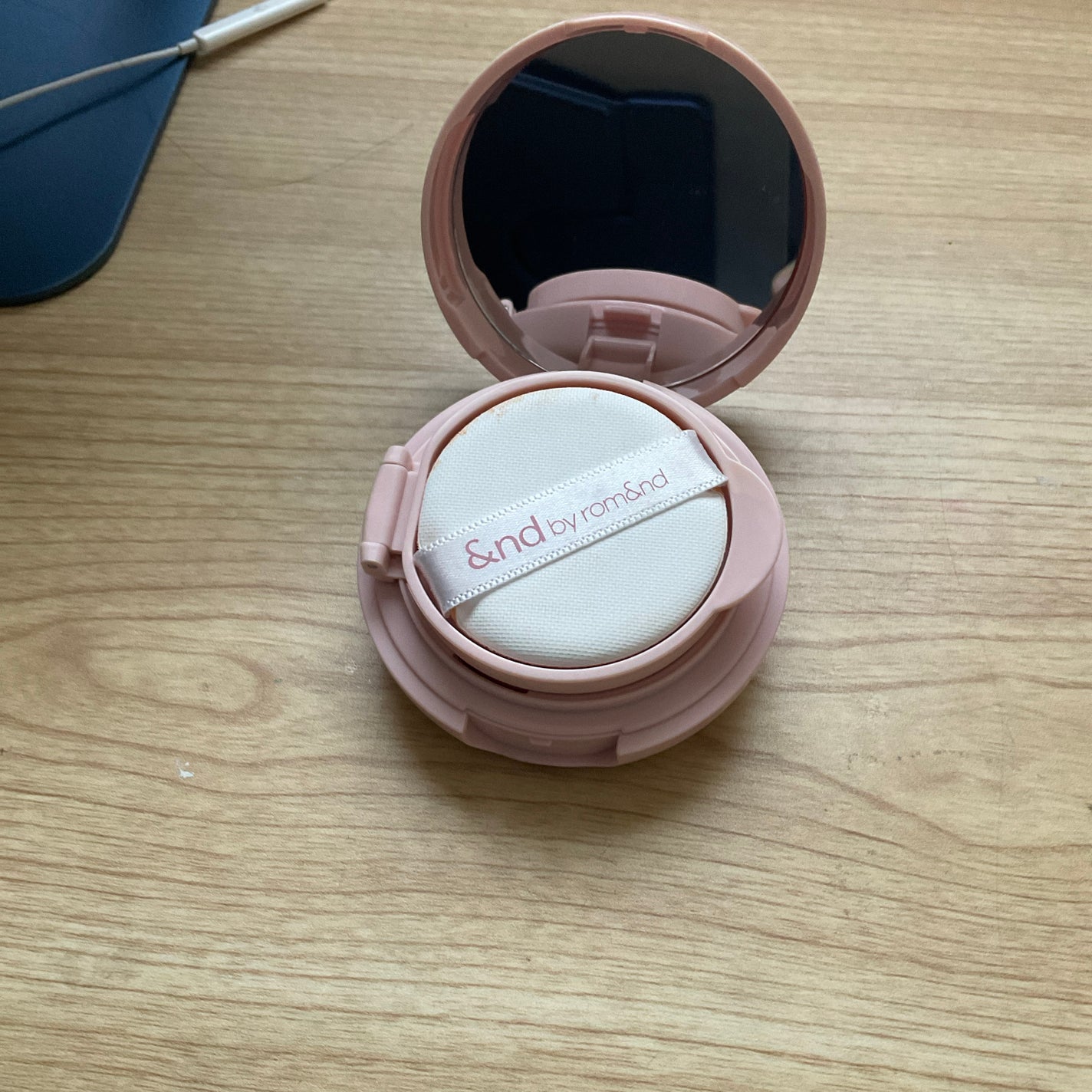 アンドバイロムアンド メロウマットクッション/&nd by rom&nd/クッションファンデーションを使ったクチコミ(2枚目)