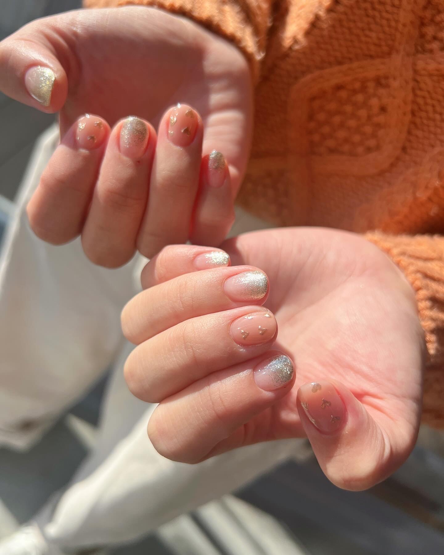 #お洒落ネイル,#トレンドネイル,#海外ネイル,#トレンドネイル,#韓国ネイル,#ストーンネイルのネイルデザイン