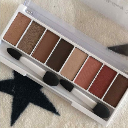 スイーツコレクション/マリブビューティー/アイシャドウパレットを使ったクチコミ(2枚目)