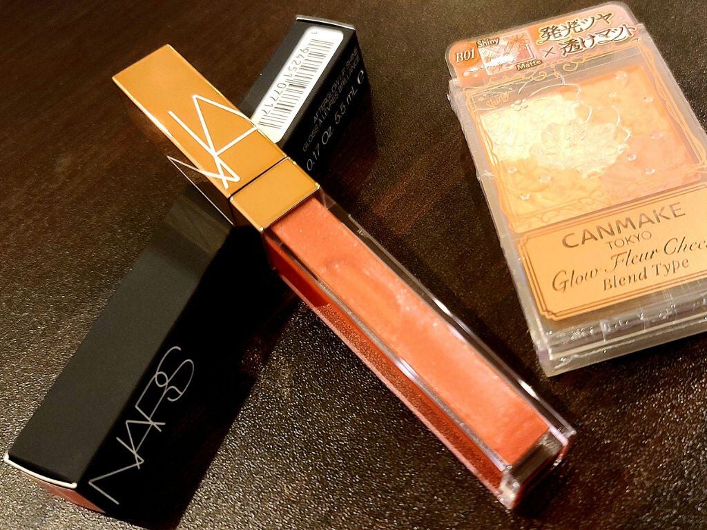 アフターグロー リップシャイン/NARS/リップグロスを使ったクチコミ(1枚目)