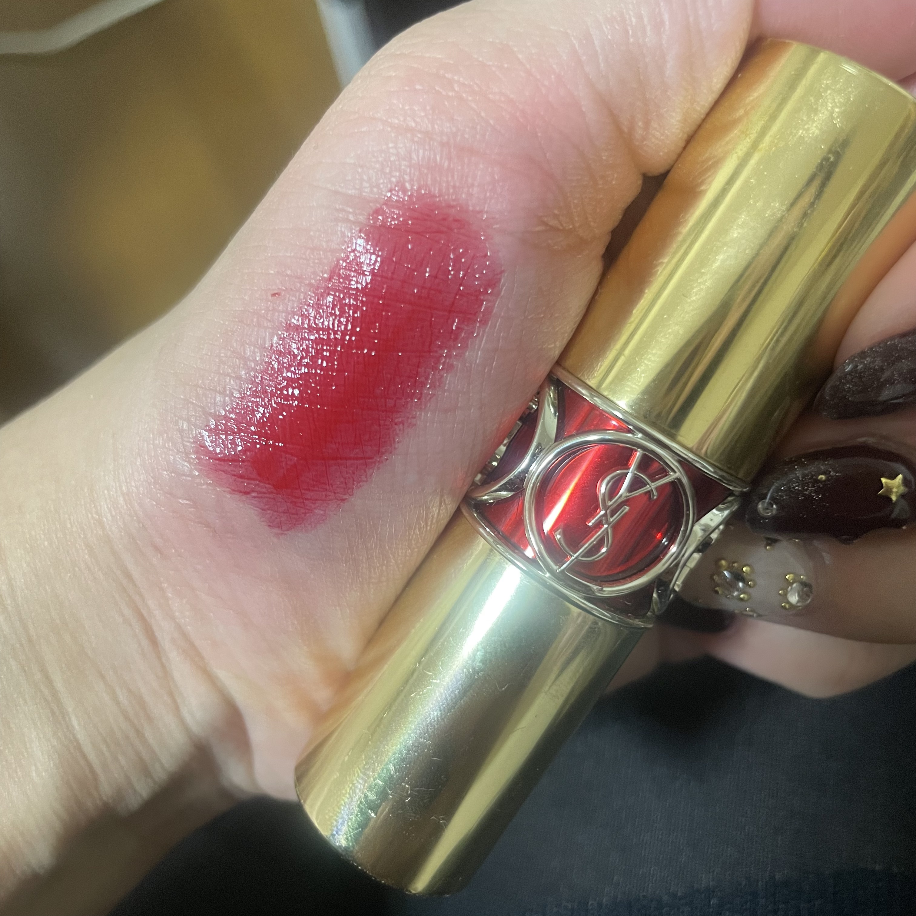 ルージュ ヴォリュプテ シャイン 004 ルージュバレー/YVES SAINT LAURENT BEAUTE/口紅を使ったクチコミ（1枚目）