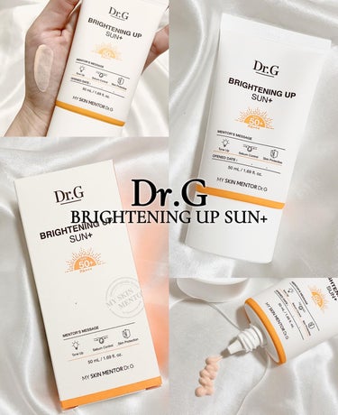 【#PR】\さらふわ仕上がり！ピーチベースのカラーが使いやすい🍑/



❤︎Dr.G
 ブライトニングアップサンプラス SPF50+ /PA+++

肌馴染みの良いピーチベースのカラーで肌をほんのりトーンアップ*してくれます🤍
*メイクアップ効果による

出した時はみずみずしいエクスチャーで塗り広げるとさらっとした仕上がりに😮🫧

自然なカラーだから肌馴染みが良く人を選ばず使いやすい！
ベタつかずさらっと仕上がるのも好きなところ✨

テクスチャーは動画投稿をチェックしてね🫶🏻



@dr.g_official_jp 



#PR #drg #ドクタージ #ドクターズコスメ #韓国スキンケア #韓国コスメ #日焼け止め #化粧下地 #スキンケアの画像 その0