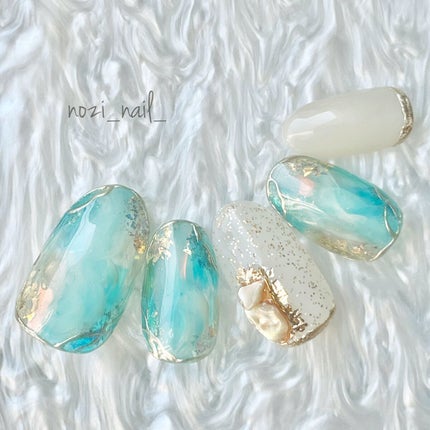 #夏ネイル,#7月ネイル,#8月ネイル,#ブルーネイル,#クリアブルーネイル,#涼し気ネイル,#涼しげネイル,#海ネイル,#リゾートネイル,#ニュアンスネイルのネイルデザイン