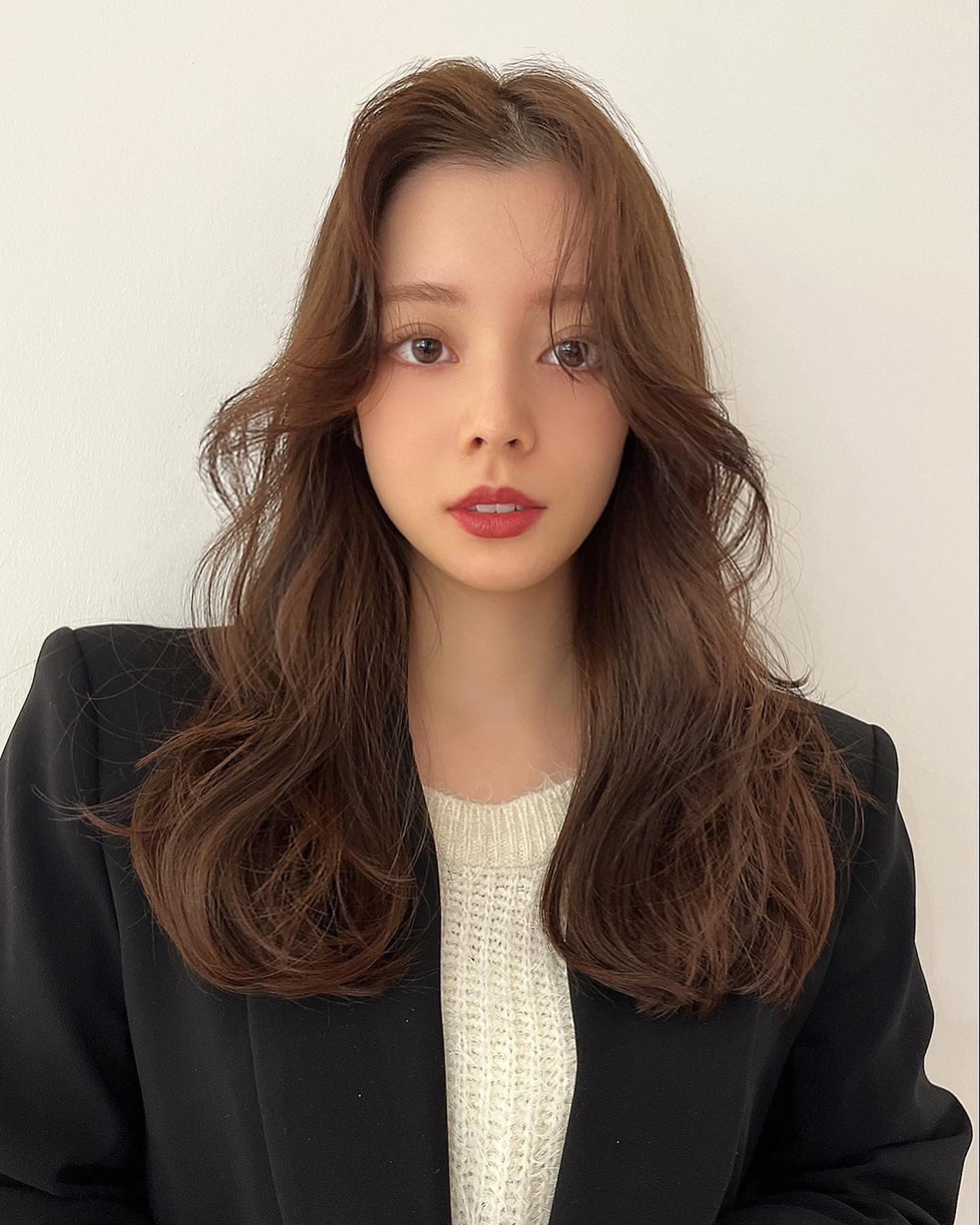 HARUNA on LIPS 「巻き方で変わる‼️色んな巻き方を楽しめます♪.🙋🏼♀️私の載..」(4枚目)