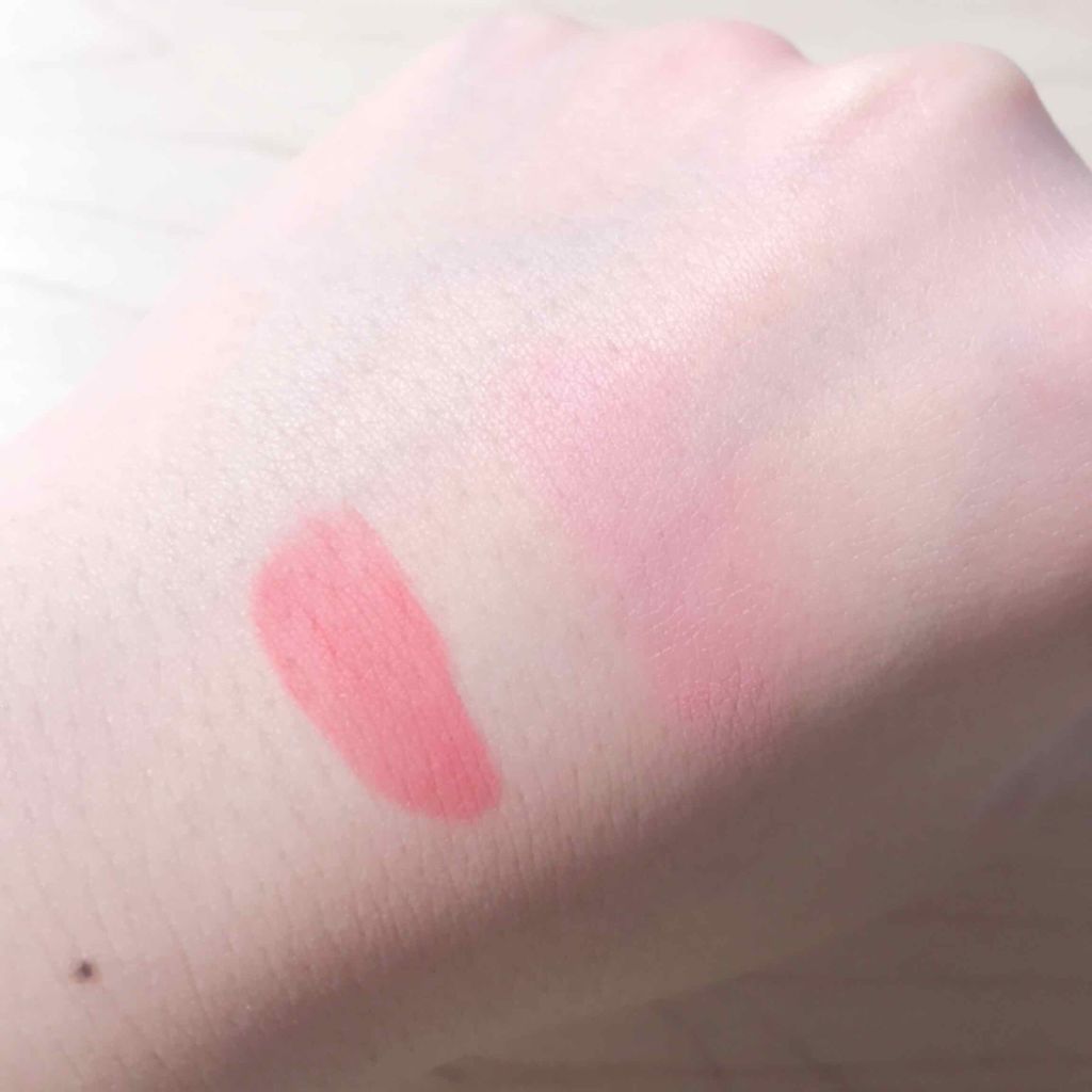 リップティントマット/キャンメイク/リップグロスを使ったクチコミ（2枚目）