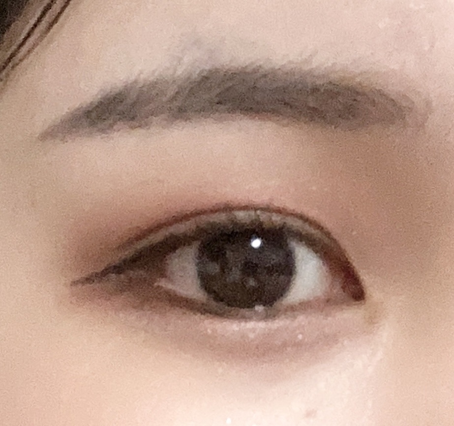 ワンダー キューブ アイシャドウ マット M004/リンメル ロンドン/単色アイシャドウを使ったクチコミ（1枚目）