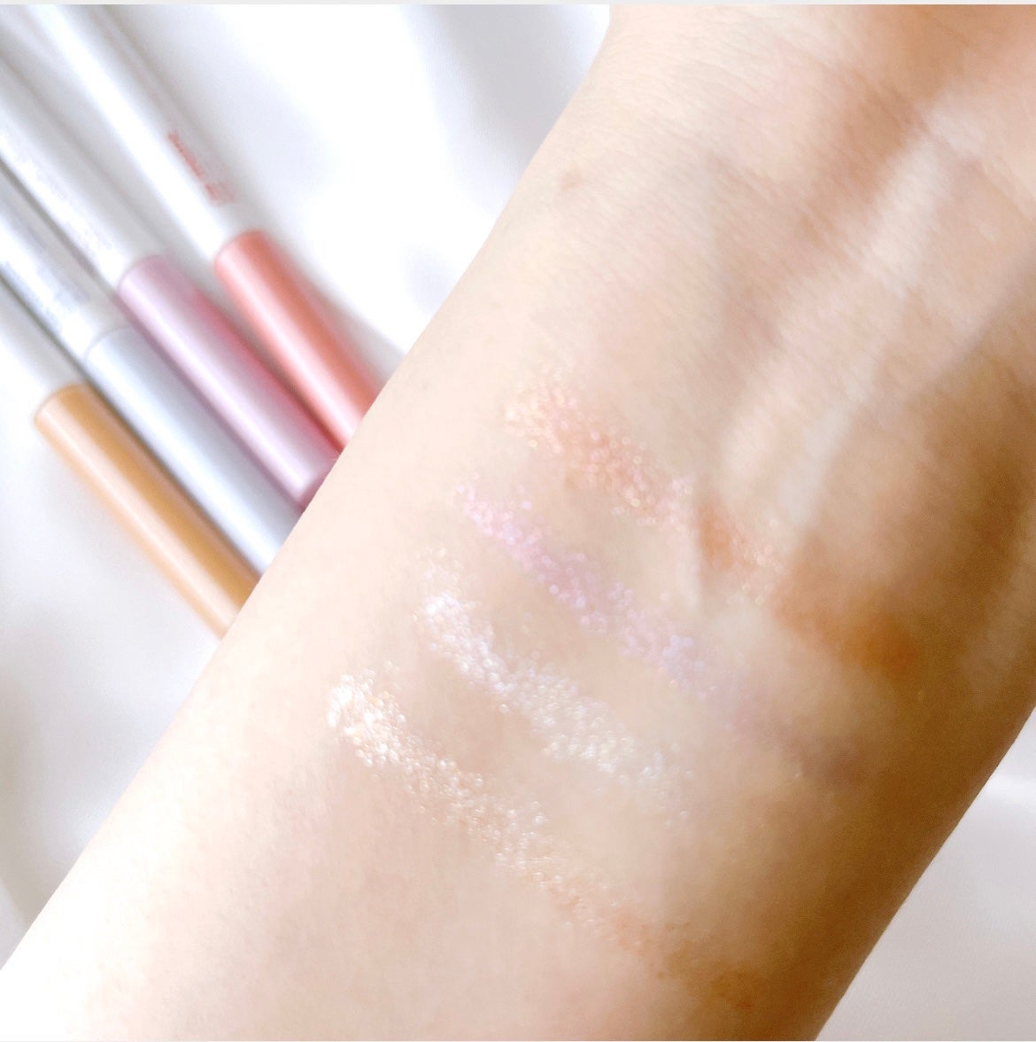 i'm Stick Shadow Glitterr/i’m meme/スティックアイシャドウを使ったクチコミ(2枚目)