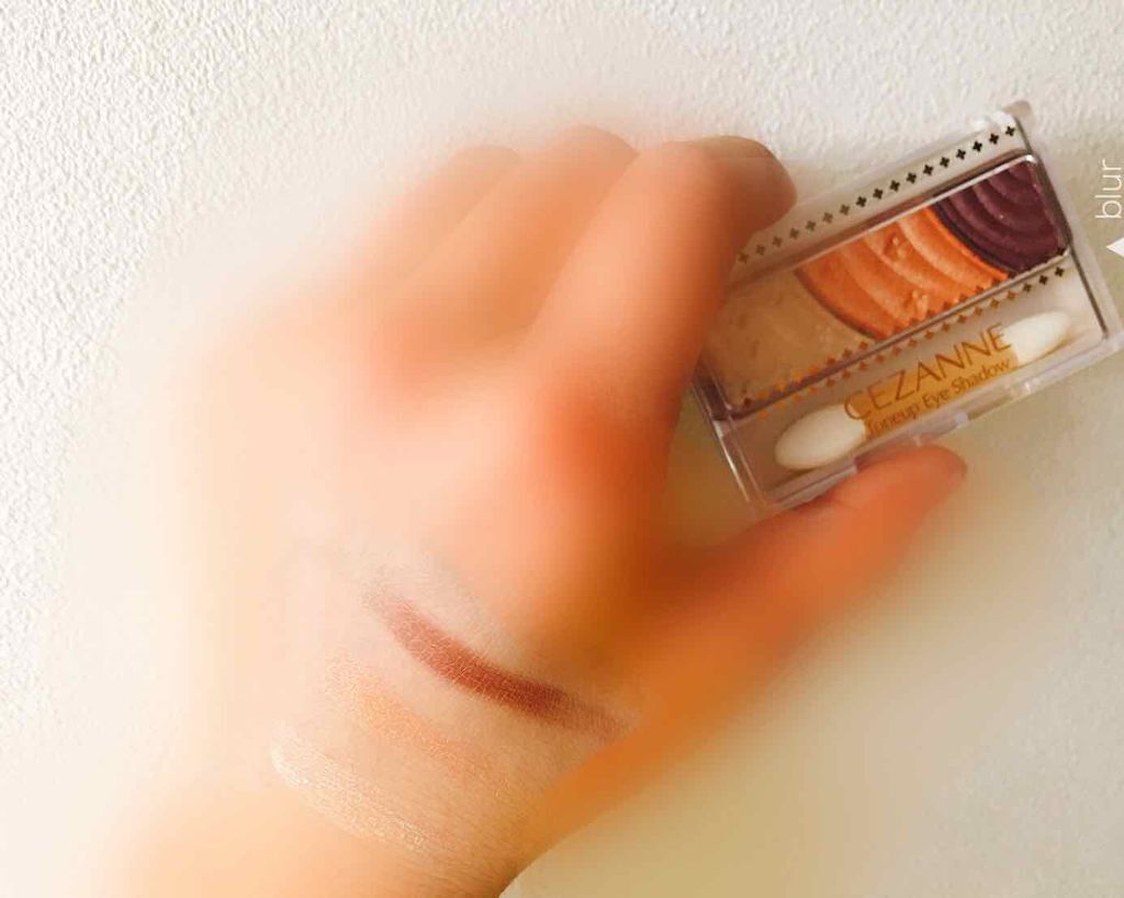 トーンアップアイシャドウ/CEZANNE/アイシャドウパレットを使ったクチコミ(2枚目)