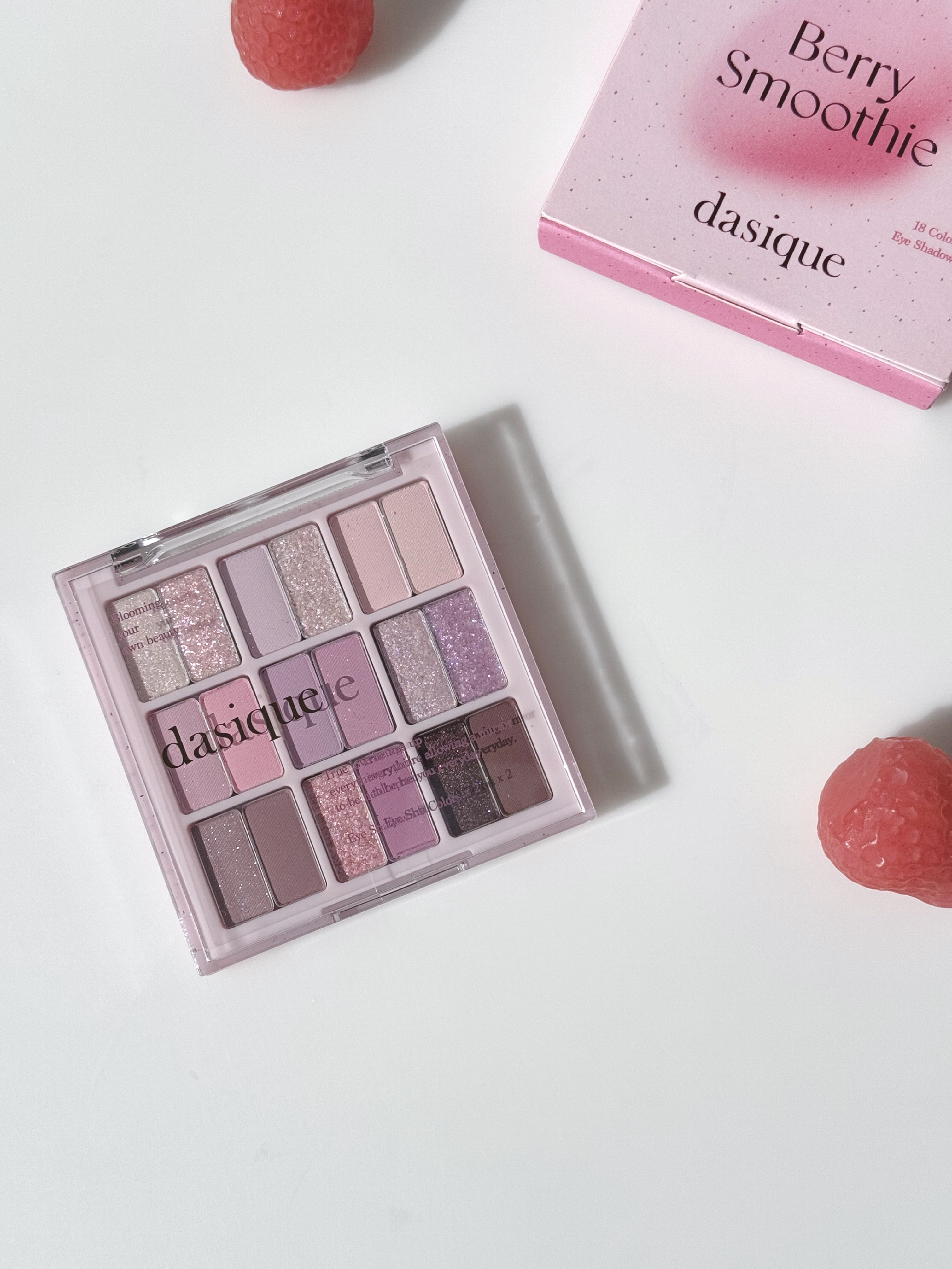 シャドウパレット 18 ベリースムージー/dasique/アイシャドウパレットを使ったクチコミ（1枚目）