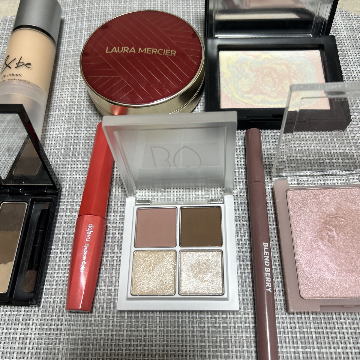 ケイト デザイニングアイブロウ3D/KATE/パウダーアイブロウを使ったクチコミ（2枚目）