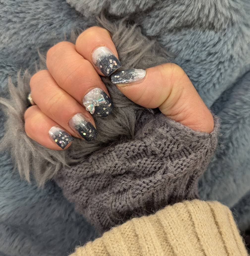 ネイルホリック Flower Layered color BL935 アヤメ/ネイルホリック/マニキュアを使ったクチコミ（2枚目）