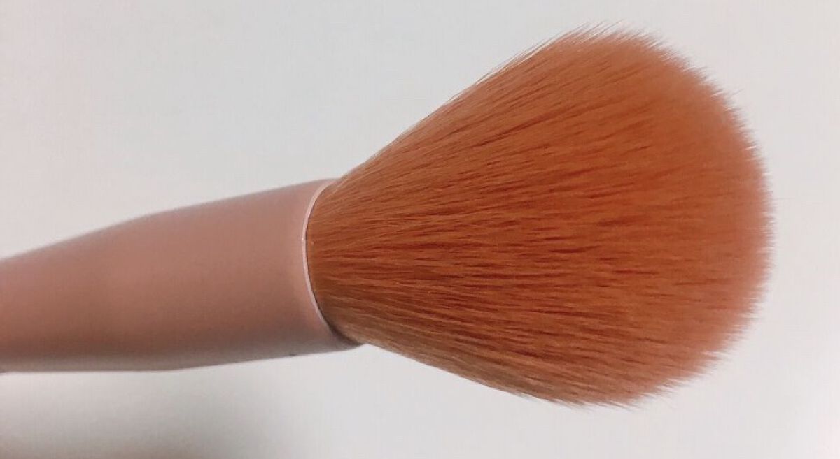 UR GLAM　FACE BRUSH/U R GLAM/メイクブラシを使ったクチコミ（2枚目）