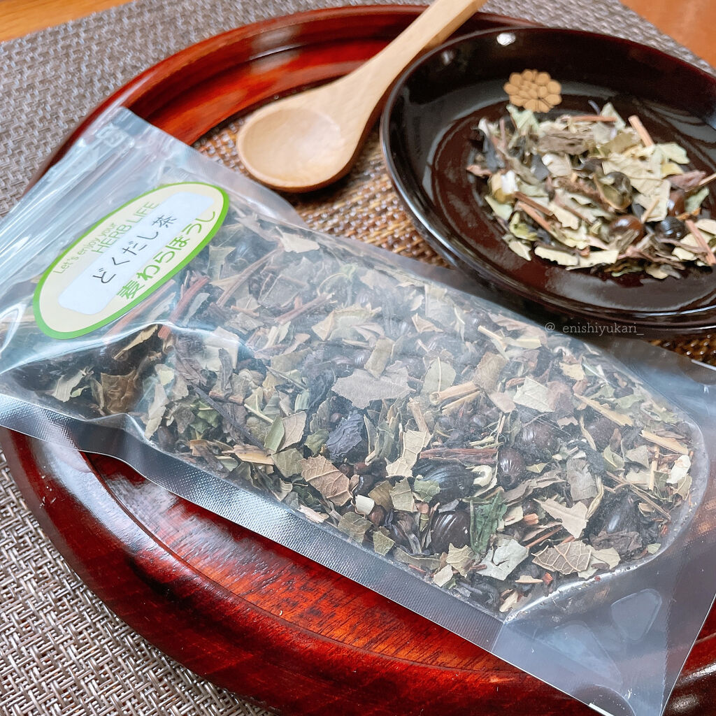 どくだし茶 / 麦わらぼうし